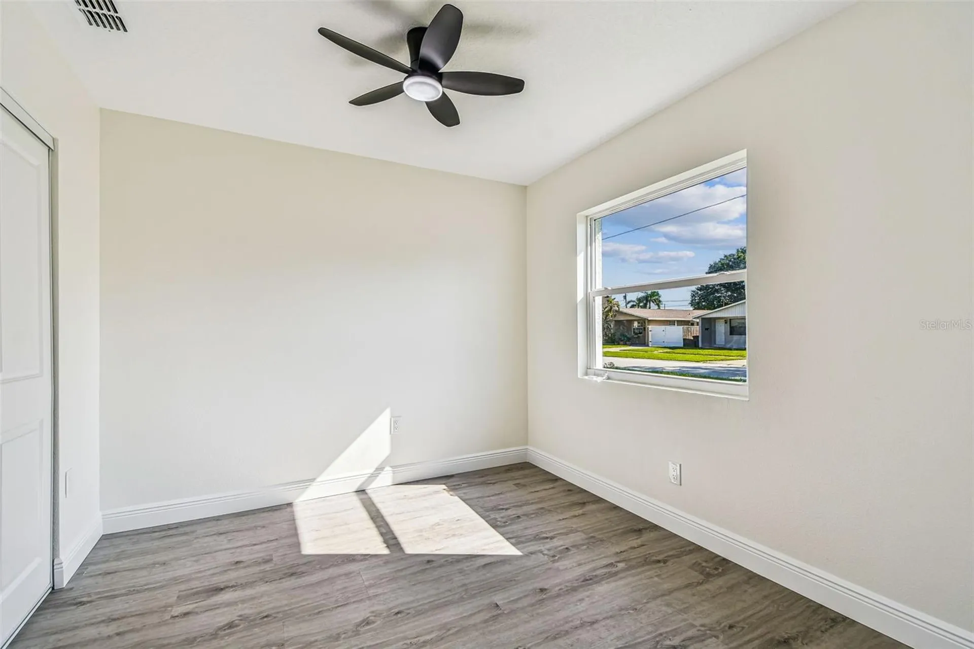 3430 Applewood Terrace N Pinellas Park FL 33781
