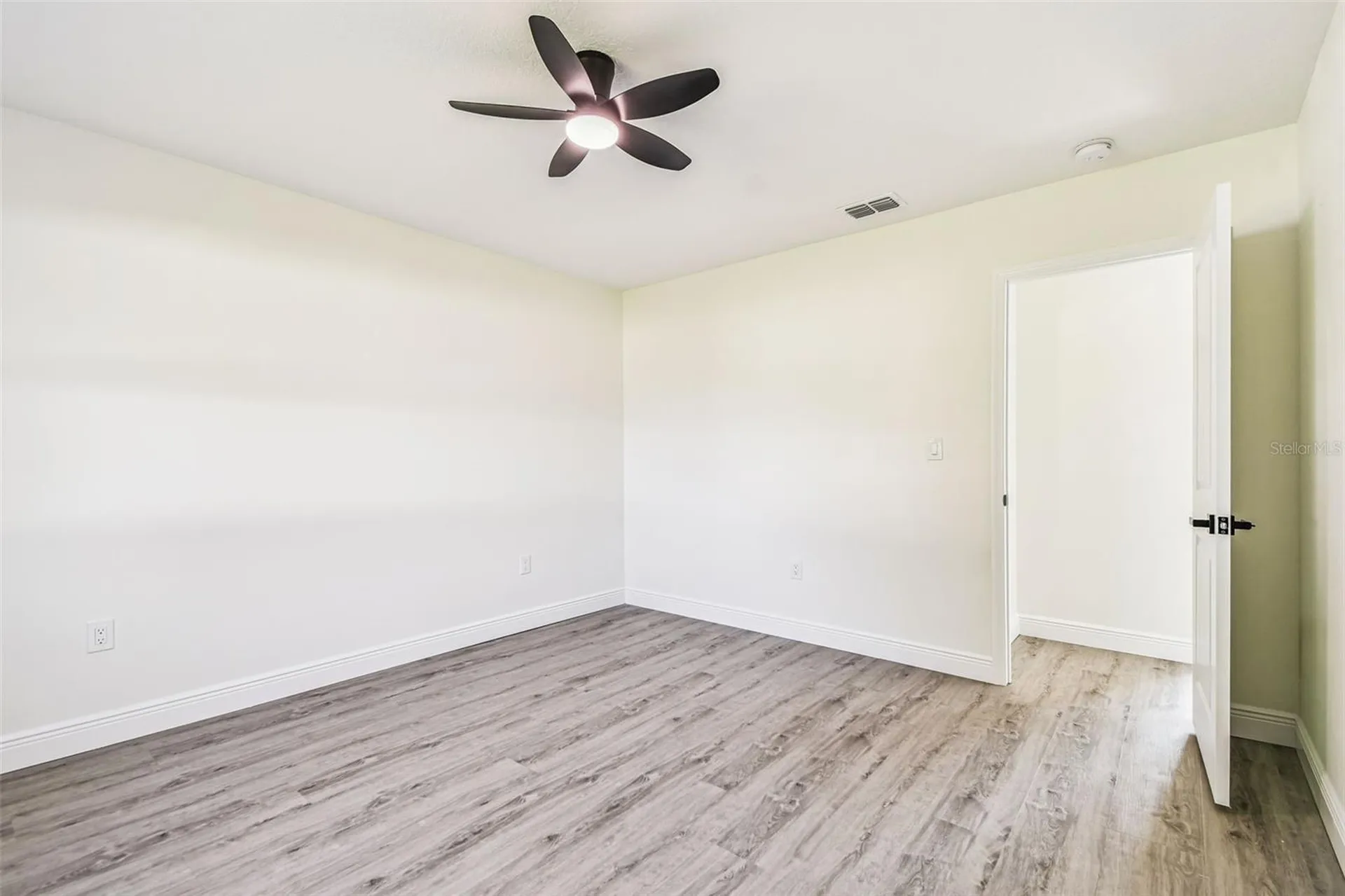 3430 Applewood Terrace N Pinellas Park FL 33781
