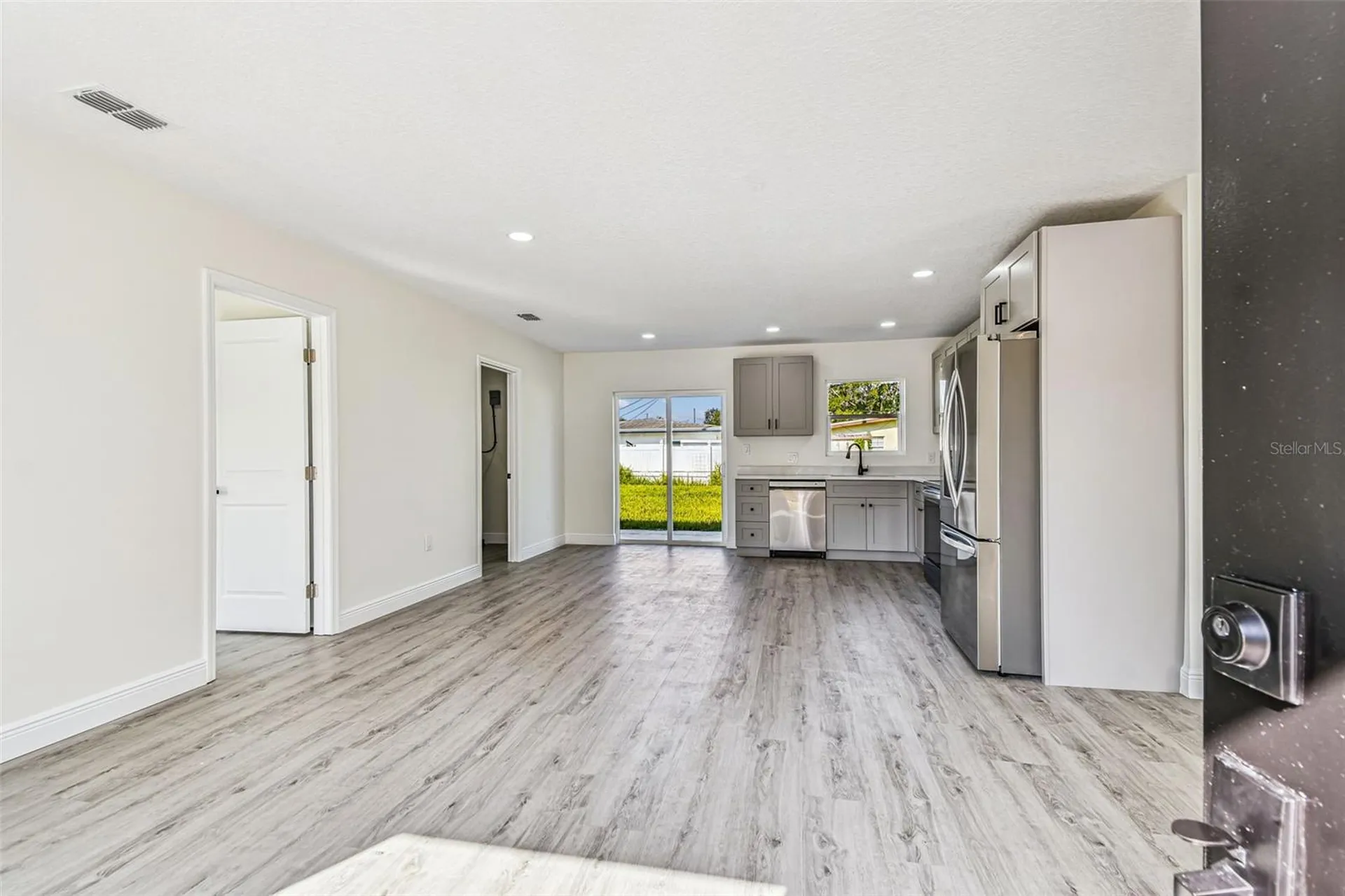 3430 Applewood Terrace N Pinellas Park FL 33781