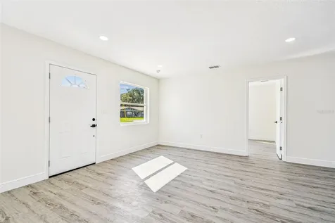 3430 Applewood Terrace N Pinellas Park FL 33781