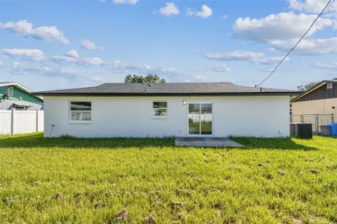 3430 Applewood Terrace N Pinellas Park FL 33781