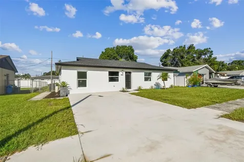 3430 Applewood Terrace N Pinellas Park FL 33781