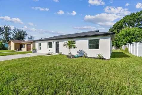 3430 Applewood Terrace N Pinellas Park FL 33781