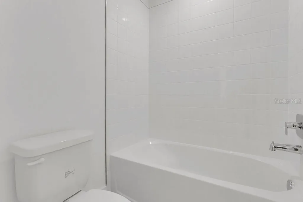 106 Elena Lavin Circle Orlando FL 32807