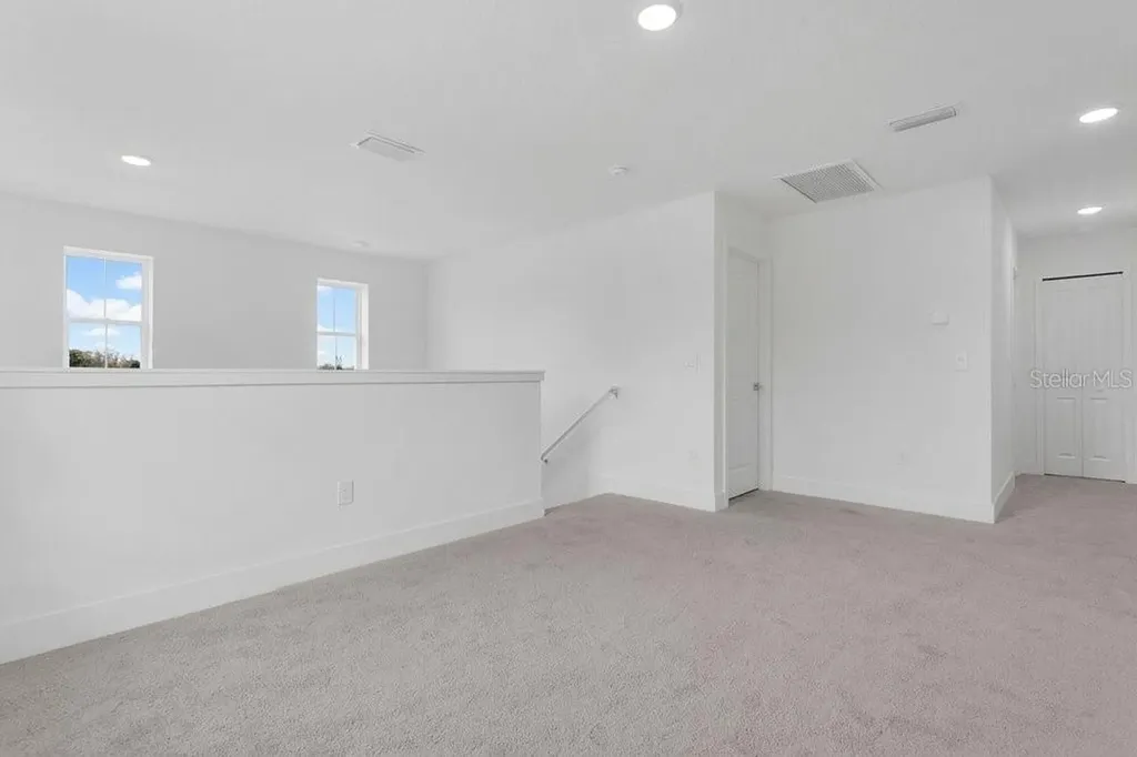 106 Elena Lavin Circle Orlando FL 32807