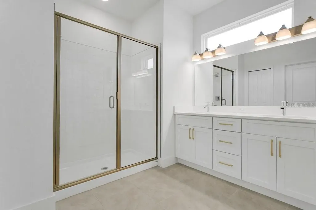 106 Elena Lavin Circle Orlando FL 32807