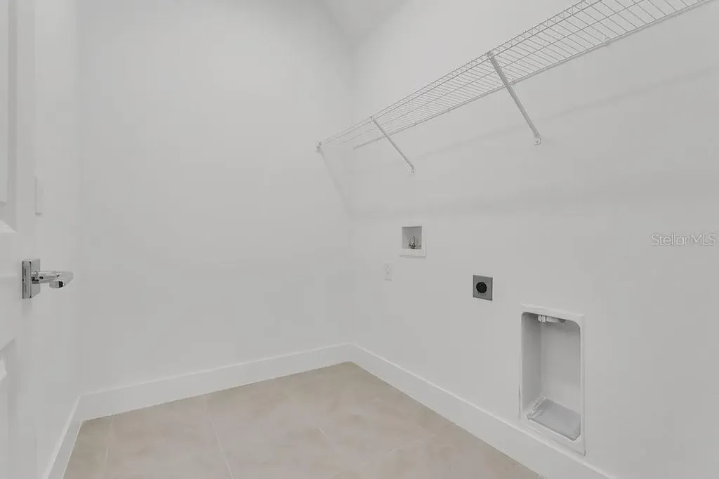106 Elena Lavin Circle Orlando FL 32807