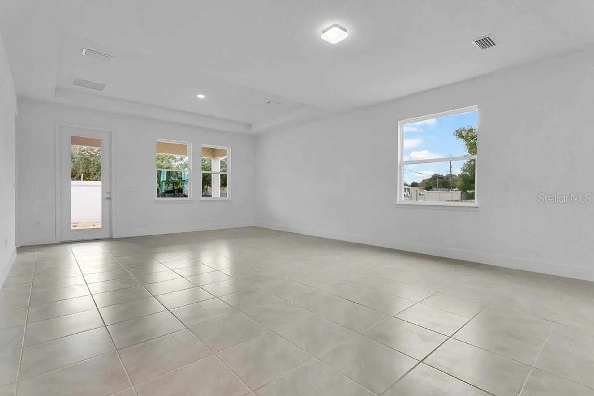 106 Elena Lavin Circle Orlando FL 32807