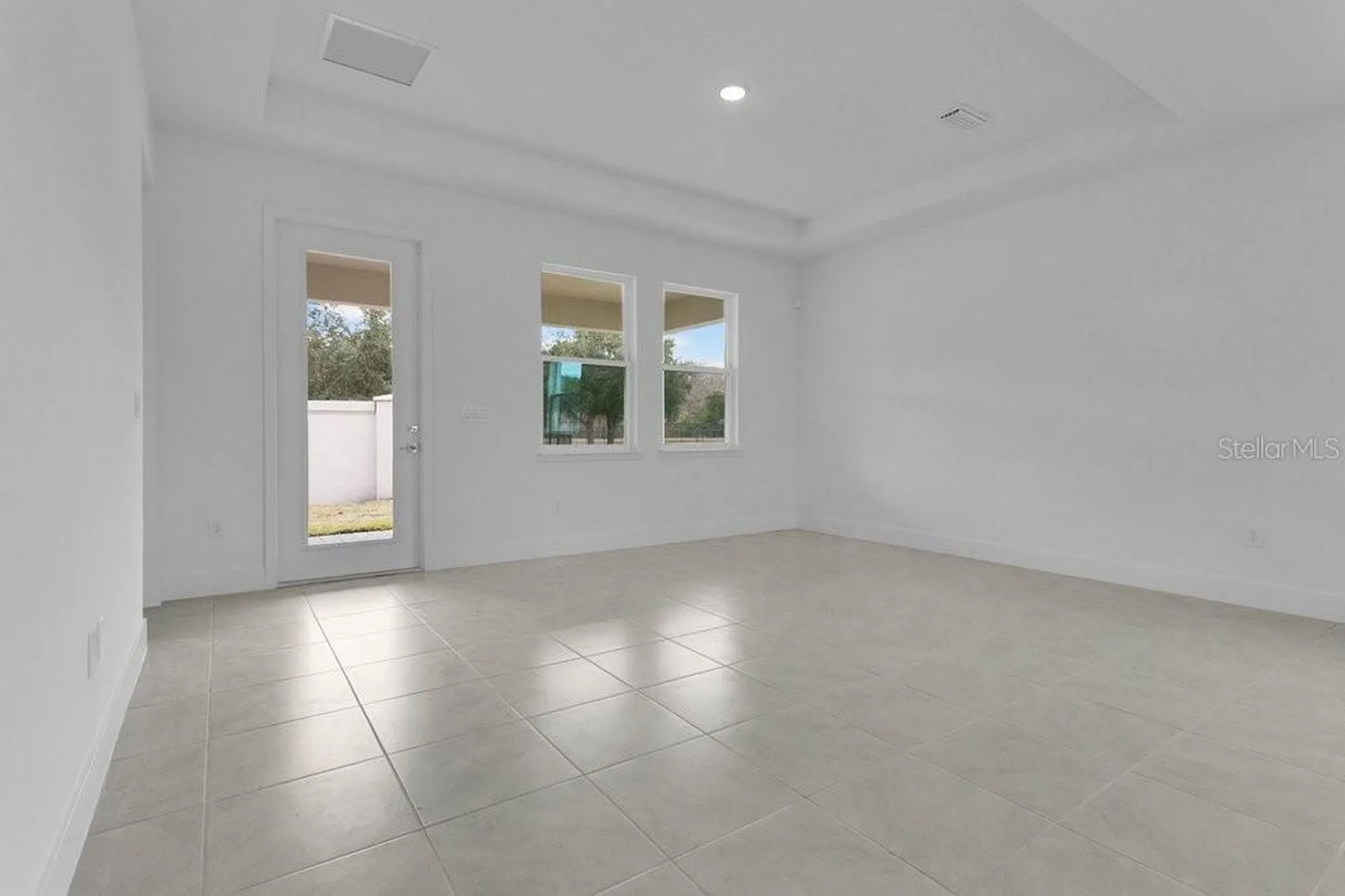 106 Elena Lavin Circle Orlando FL 32807