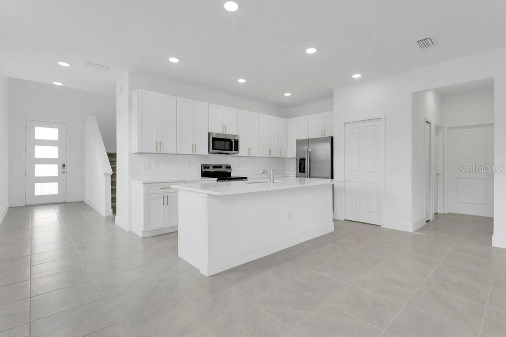 106 Elena Lavin Circle Orlando FL 32807