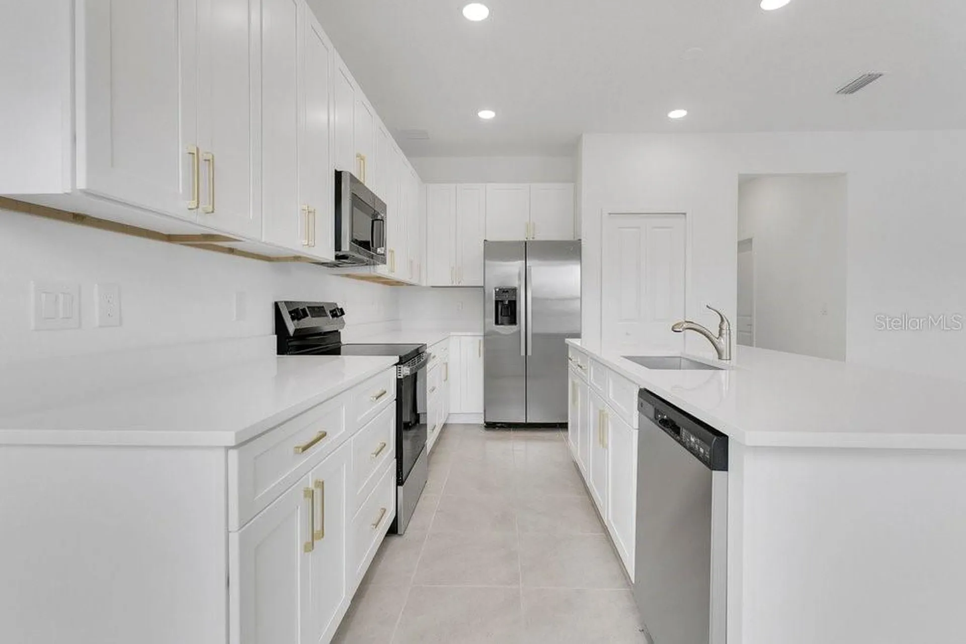 106 Elena Lavin Circle Orlando FL 32807