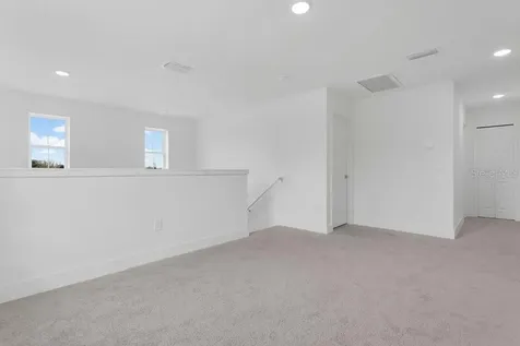 292 Elena Lavin Circle Orlando FL 32807