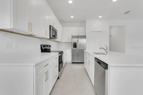 292 Elena Lavin Circle Orlando FL 32807