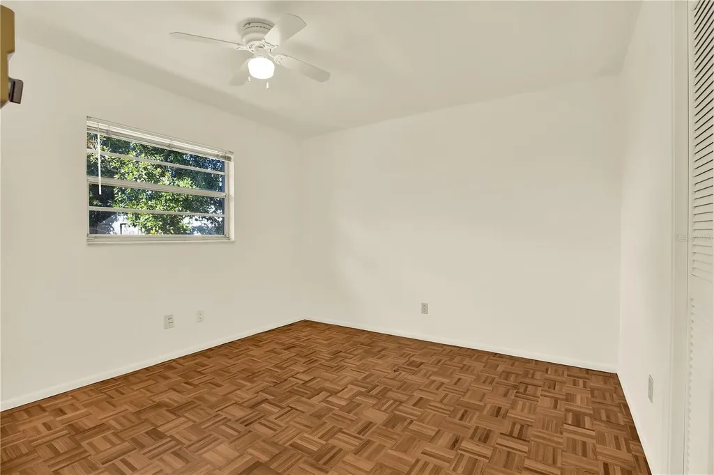 2670 Red Oak Court Clearwater FL 33761