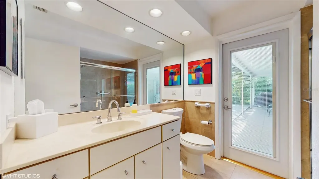2670 Red Oak Court Clearwater FL 33761