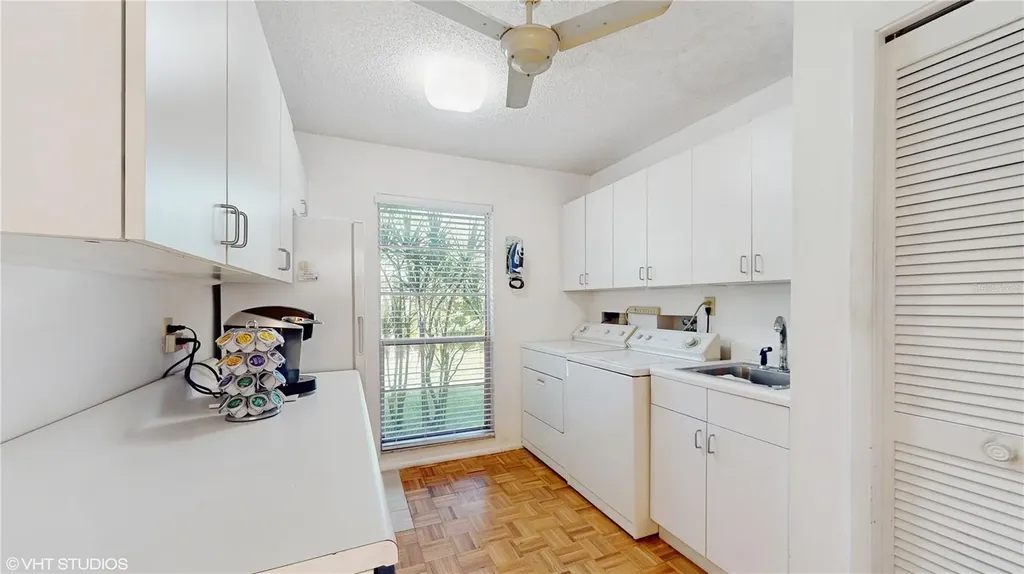 2670 Red Oak Court Clearwater FL 33761