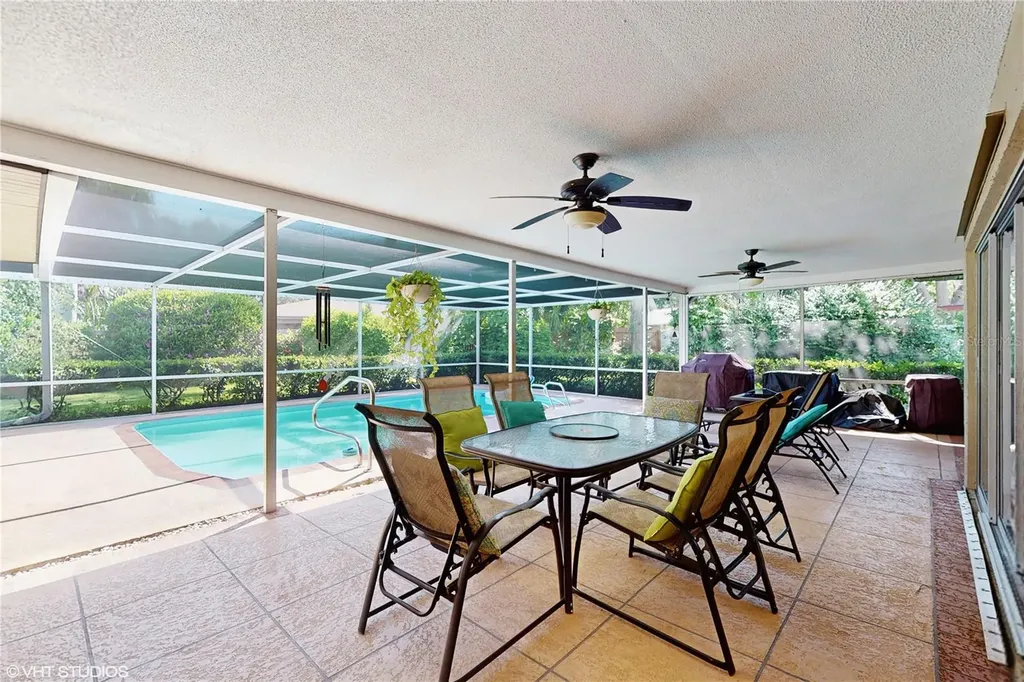 2670 Red Oak Court Clearwater FL 33761