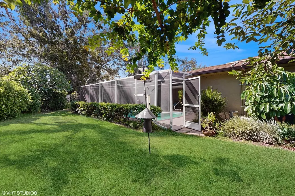 2670 Red Oak Court Clearwater FL 33761
