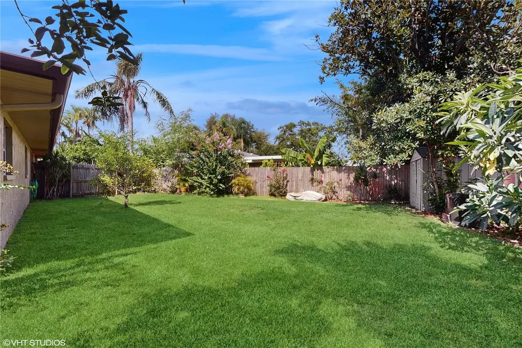 2670 Red Oak Court Clearwater FL 33761