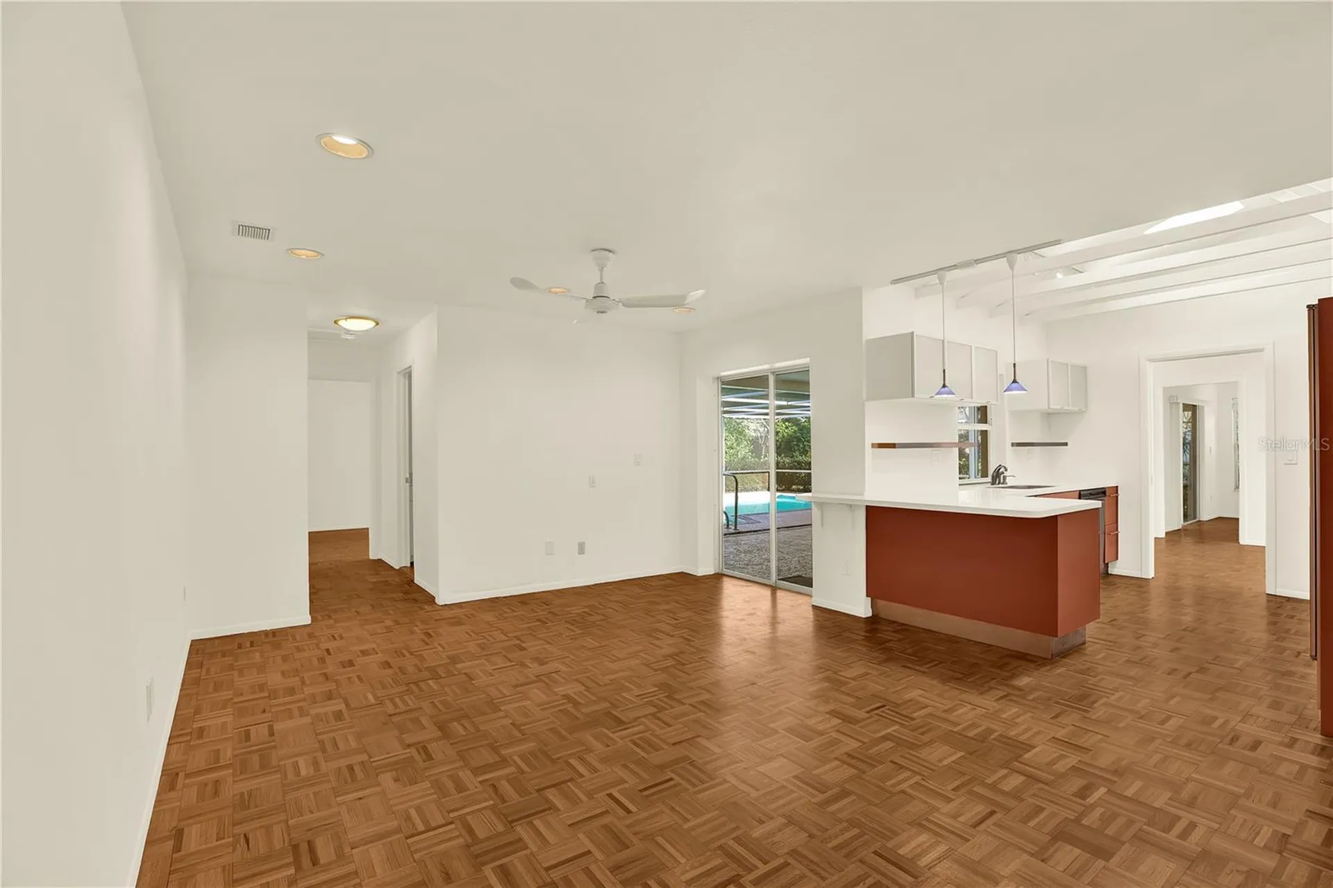 2670 Red Oak Court Clearwater FL 33761
