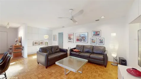 2670 Red Oak Court Clearwater FL 33761