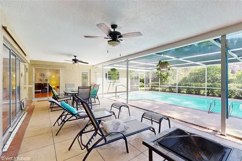 2670 Red Oak Court Clearwater FL 33761
