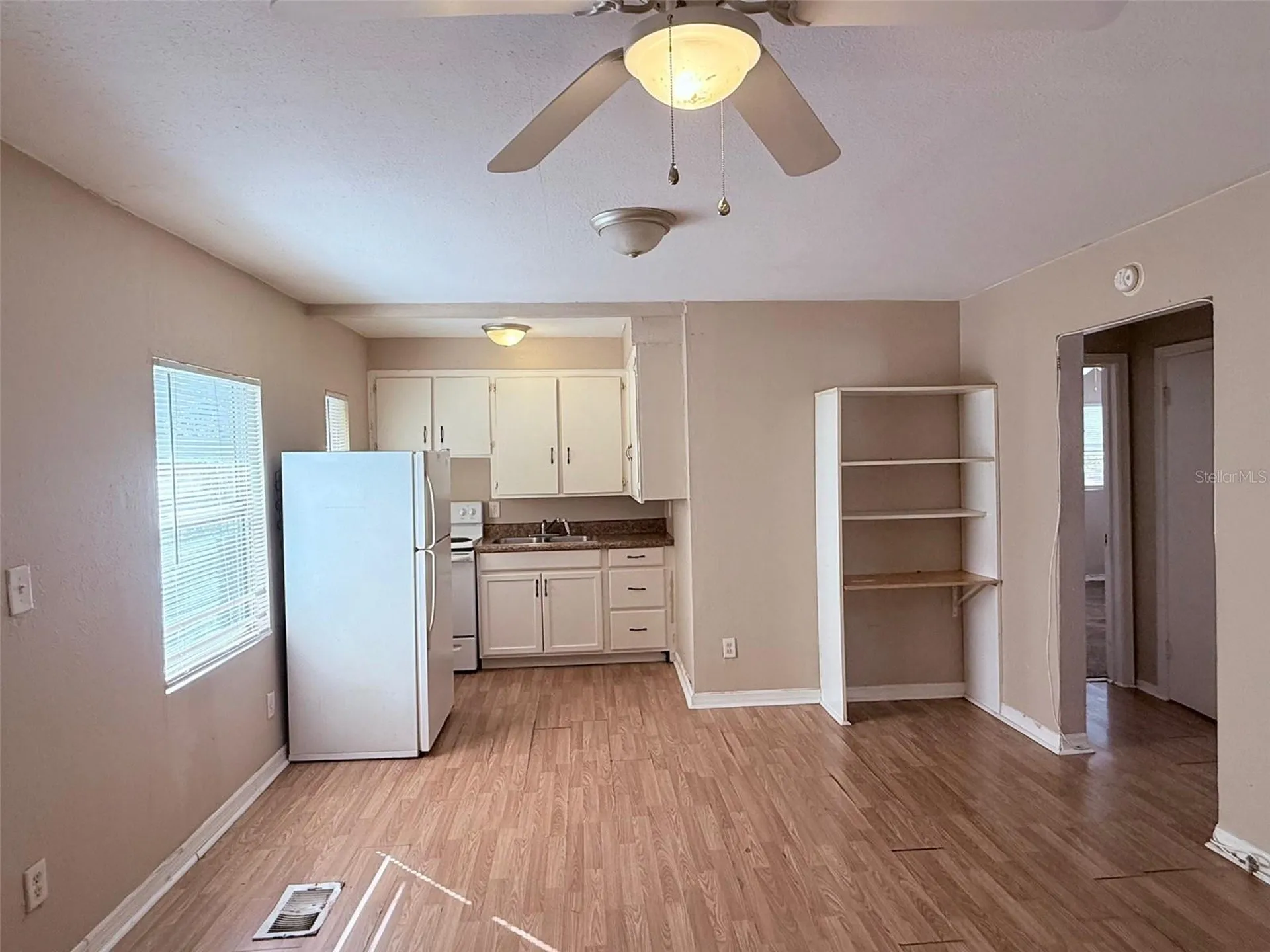 986 22nd Avenue S St Petersburg FL 33705