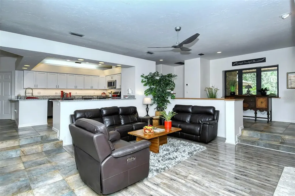 4855 Hoyer Drive Sarasota FL 34241