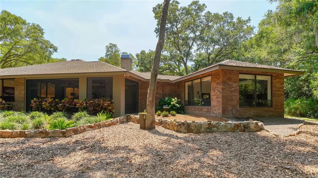 4855 Hoyer Drive Sarasota FL 34241