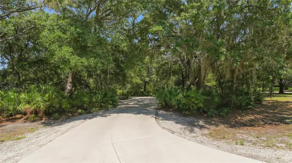 4855 Hoyer Drive Sarasota FL 34241