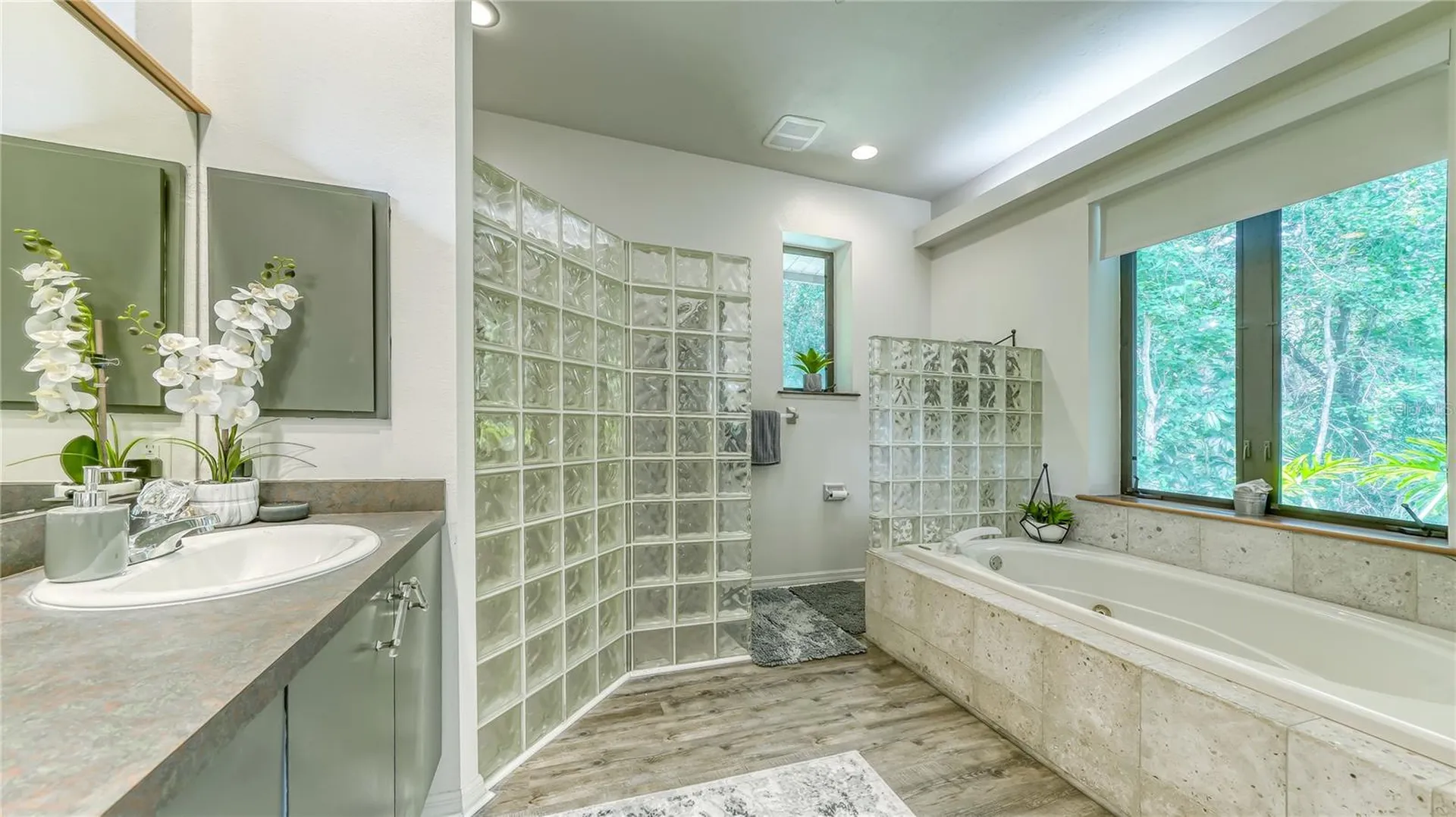 4855 Hoyer Drive Sarasota FL 34241