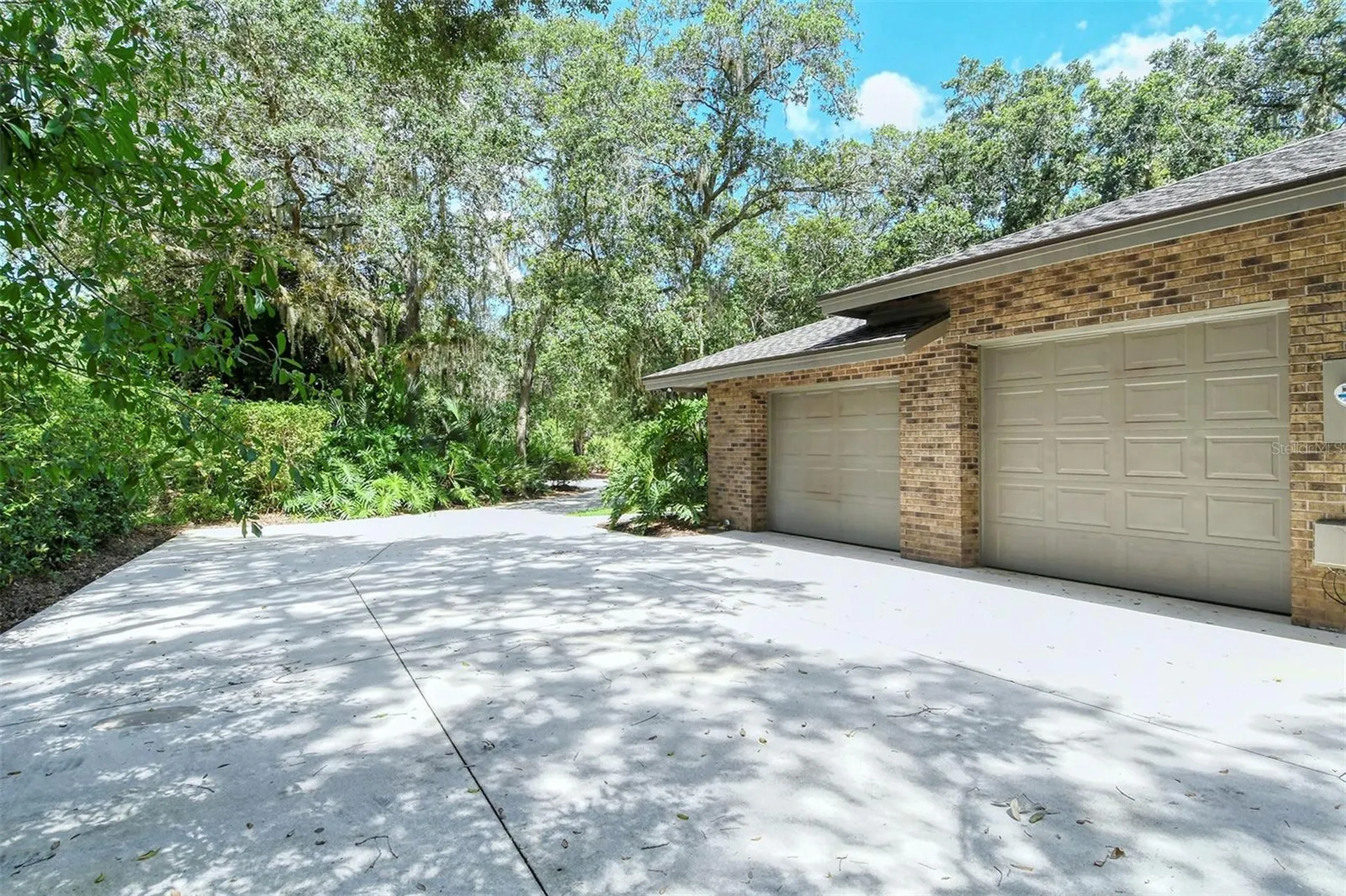 4855 Hoyer Drive Sarasota FL 34241