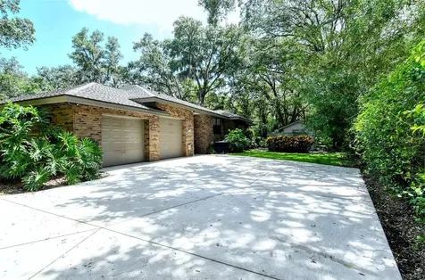 4855 Hoyer Drive Sarasota FL 34241