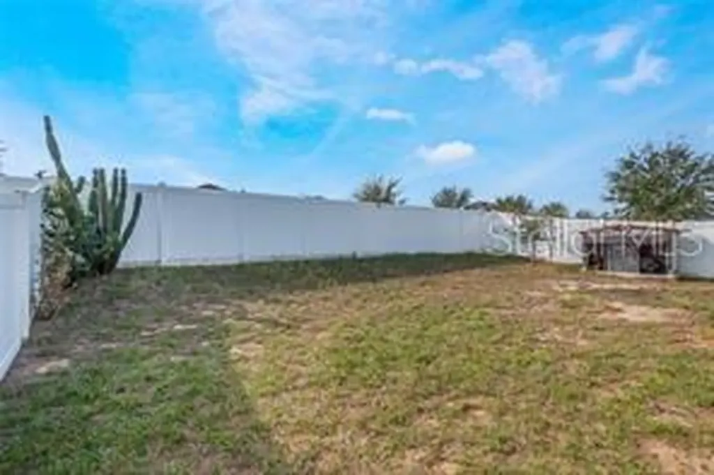 1230 Woodlark Drive Haines City FL 33844