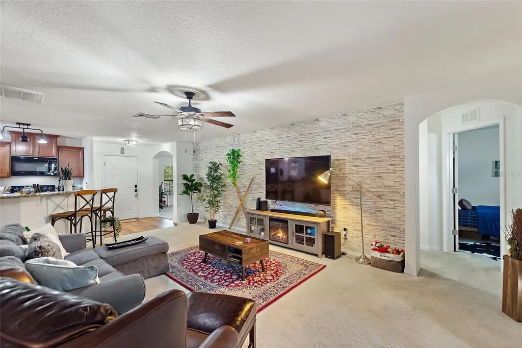 1230 Woodlark Drive Haines City FL 33844