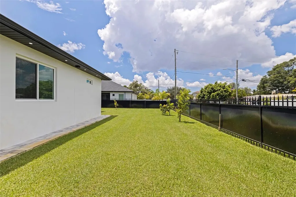 6396 18th Street N St Petersburg FL 33702