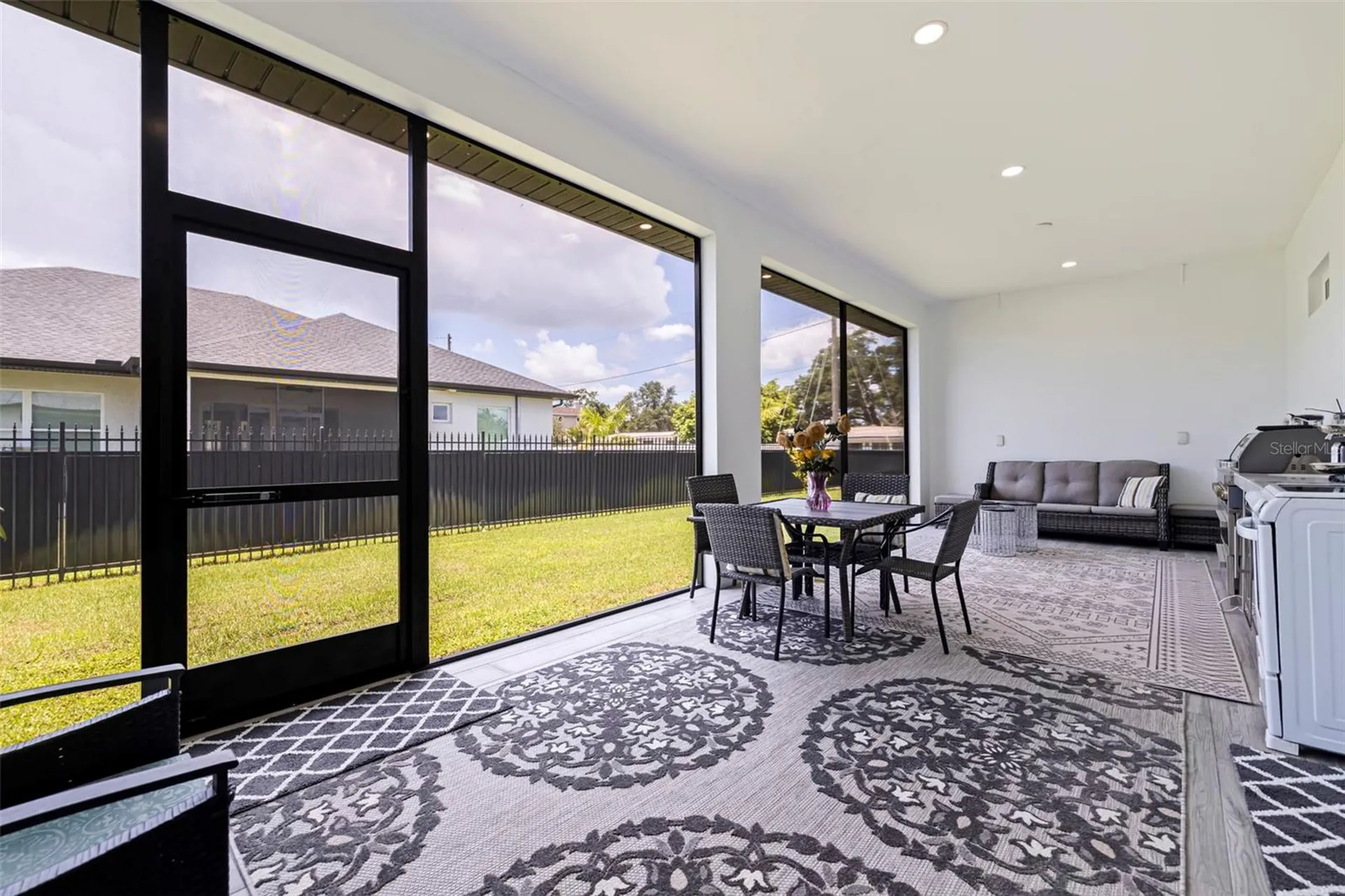 6396 18th Street N St Petersburg FL 33702