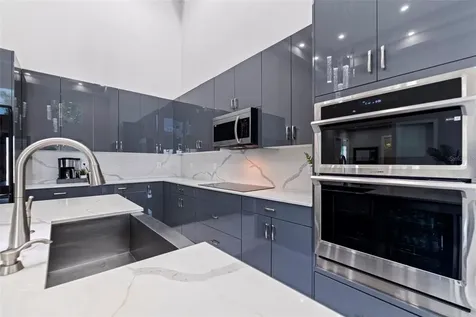 6396 18th Street N St Petersburg FL 33702
