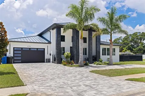 6396 18th Street N St Petersburg FL 33702