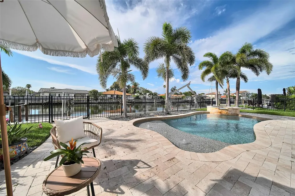 2025 Michigan Avenue NE St Petersburg FL 33703
