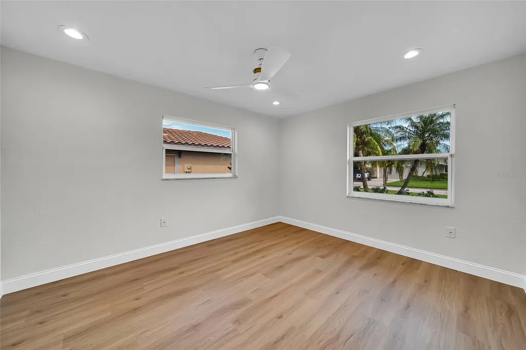 2025 Michigan Avenue NE St Petersburg FL 33703