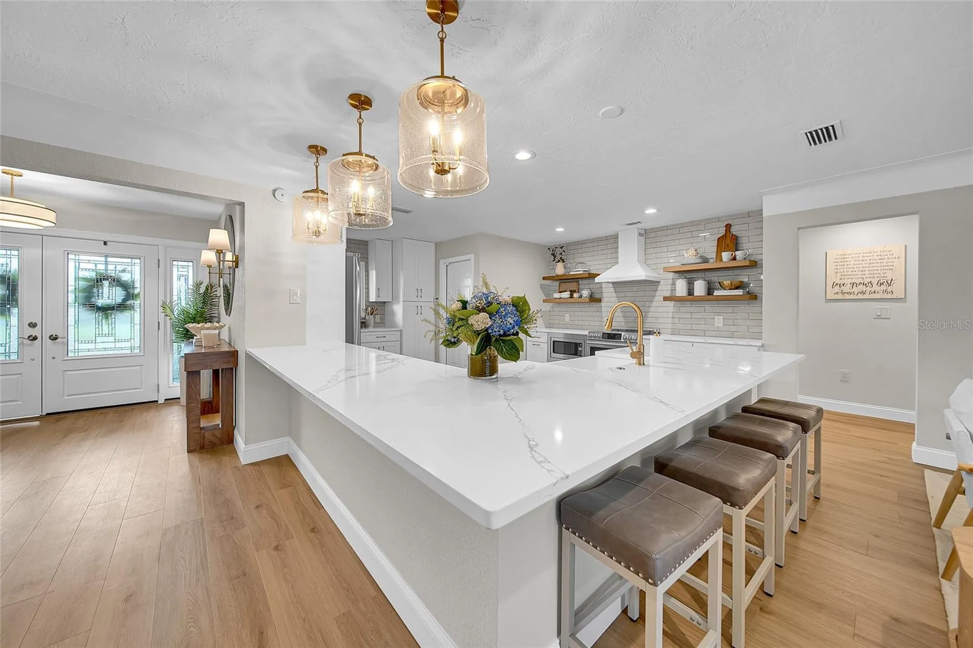 2025 Michigan Avenue NE St Petersburg FL 33703