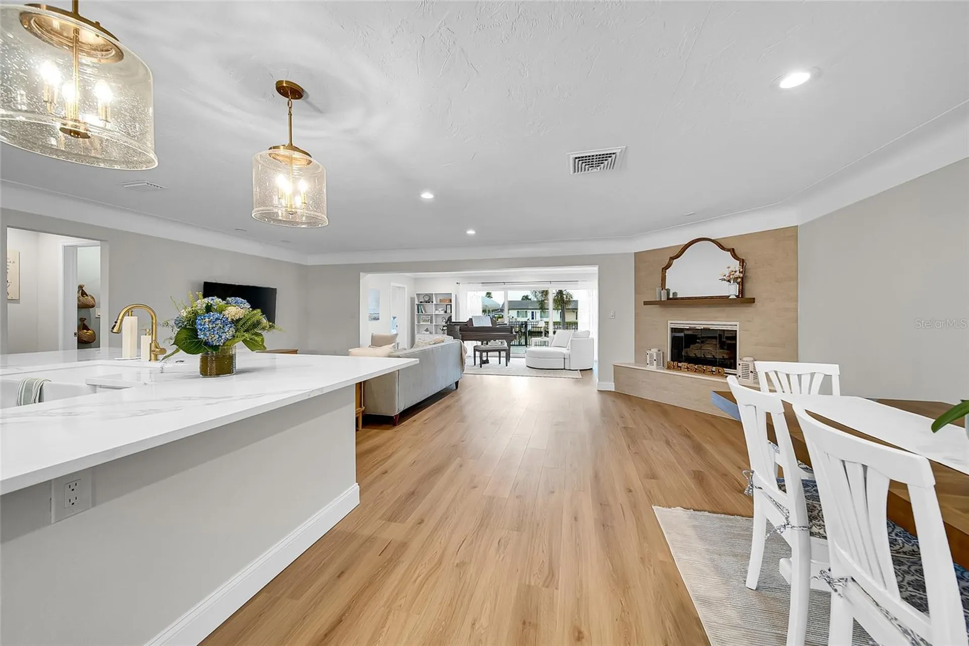 2025 Michigan Avenue NE St Petersburg FL 33703