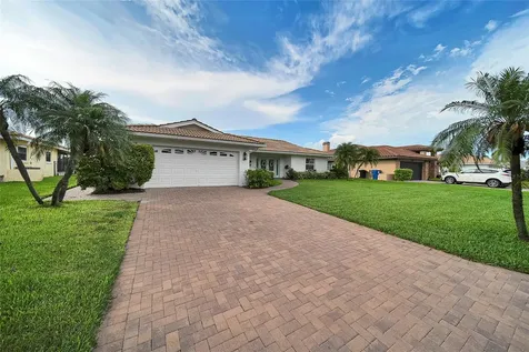 2025 Michigan Avenue NE St Petersburg FL 33703