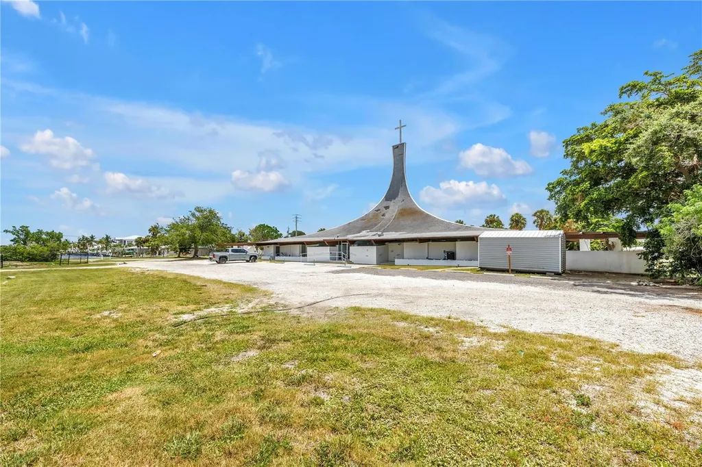 6608 Marina Drive Holmes Beach FL 34217