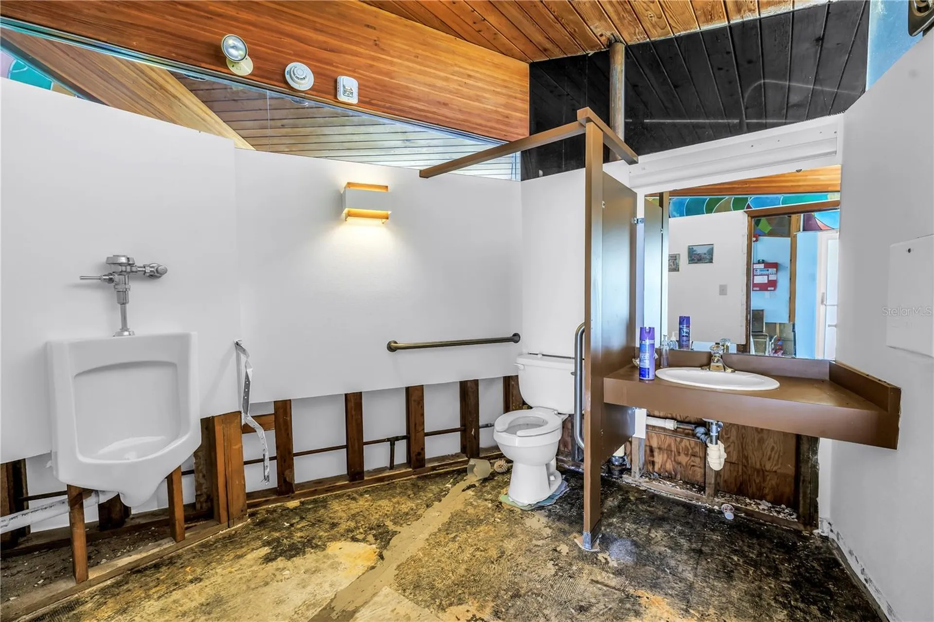 6608 Marina Drive Holmes Beach FL 34217