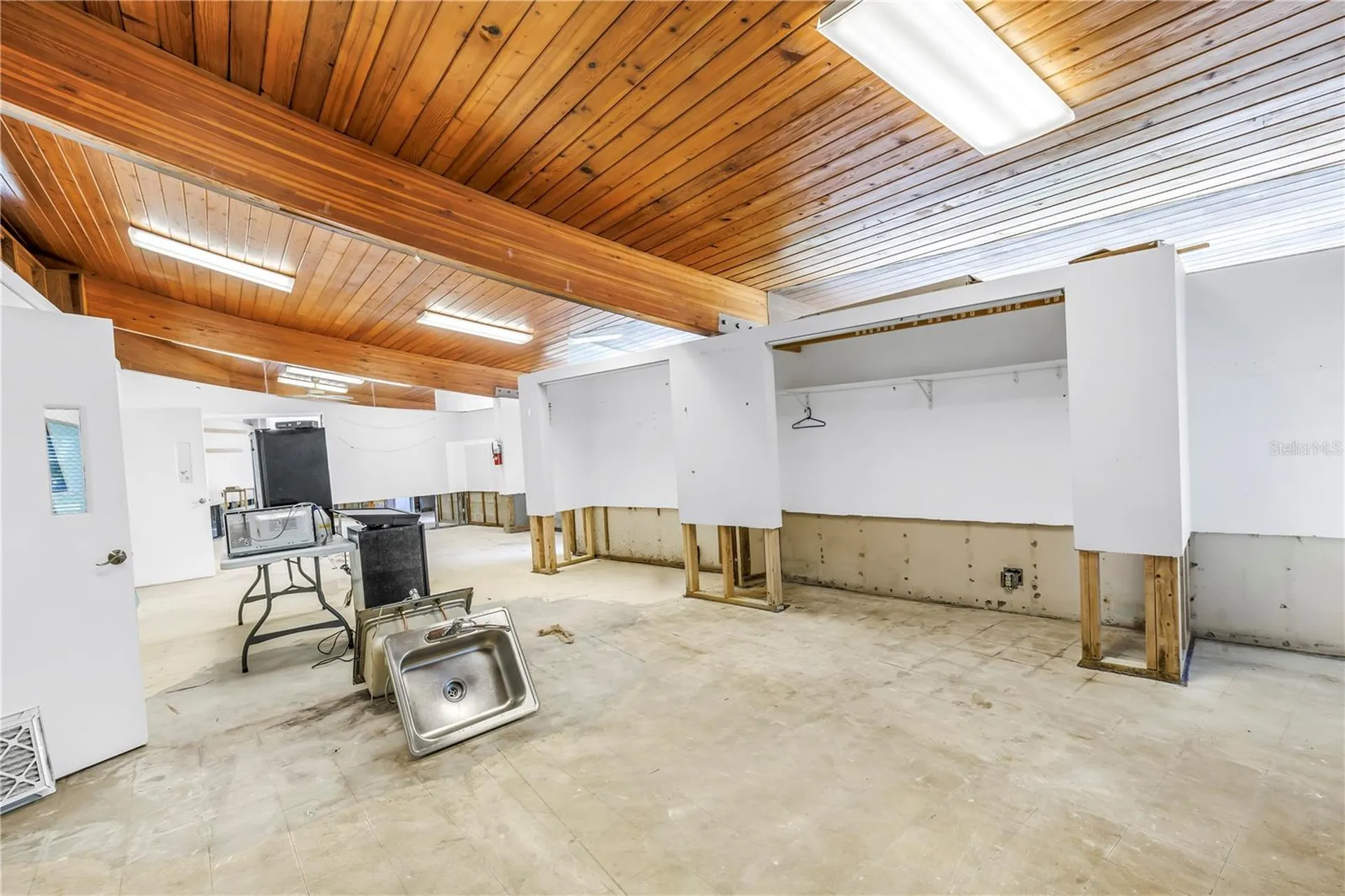 6608 Marina Drive Holmes Beach FL 34217