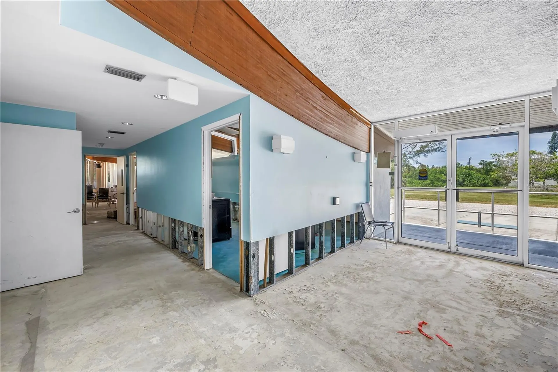 6608 Marina Drive Holmes Beach FL 34217