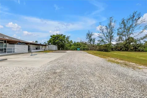 6608 Marina Drive Holmes Beach FL 34217