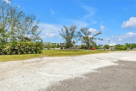 6608 Marina Drive Holmes Beach FL 34217